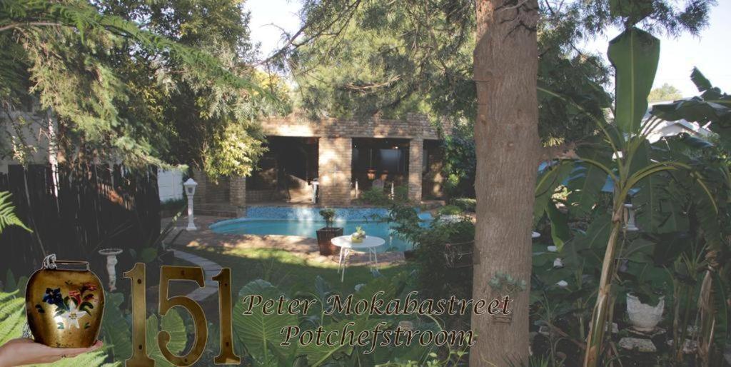 Just Tiffany Guest House & Conference Facility Почефструм Экстерьер фото